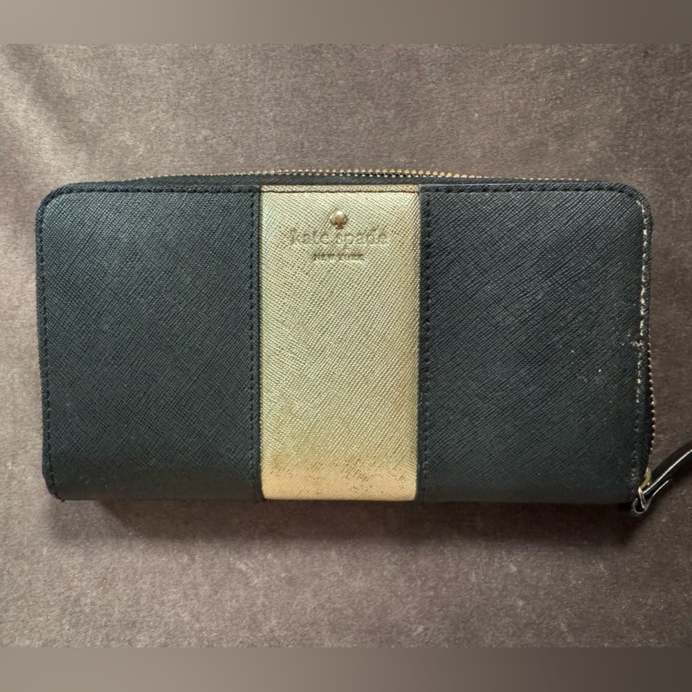 Kate Spade Black and Gold Wallet